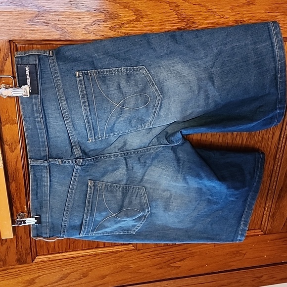 Calvin Klein shorts - Picture 3 of 6